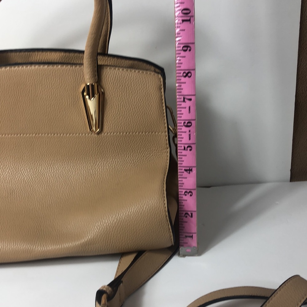 Bags - Picture 7 of 8